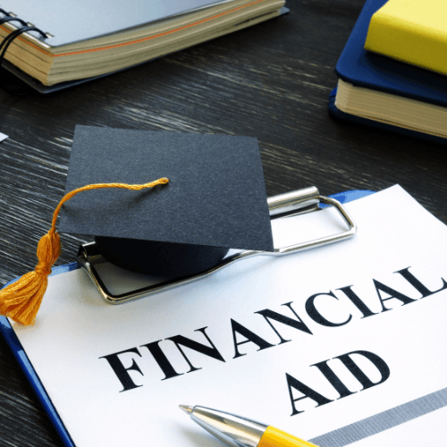 College Students Face Uncertainty Amid FAFSA Delays 