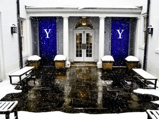 Yale Reaches Record Number of Applicants for Class of 2023 