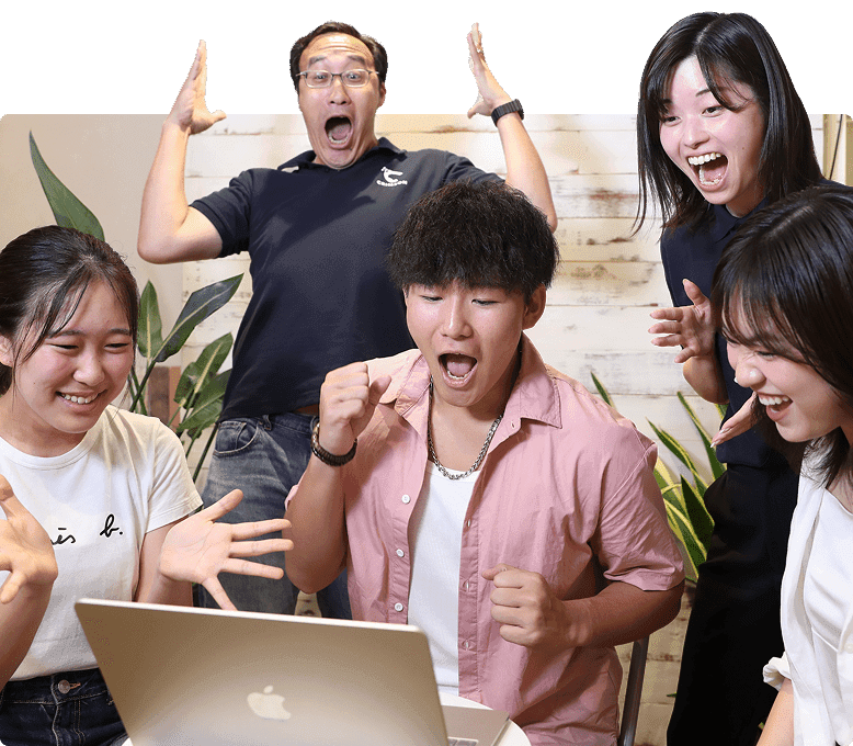 jp_student-group-celebration