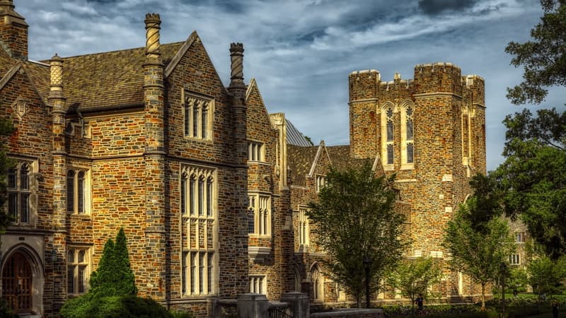 The Ultimate Guide to Acing the Duke University Supplemental Essays 2021/22