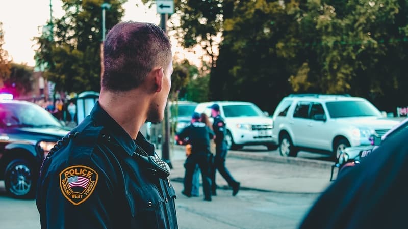A degree in psychology teaches officers the best ways to deal with these stresses so they don’t break down and become ineffective. 