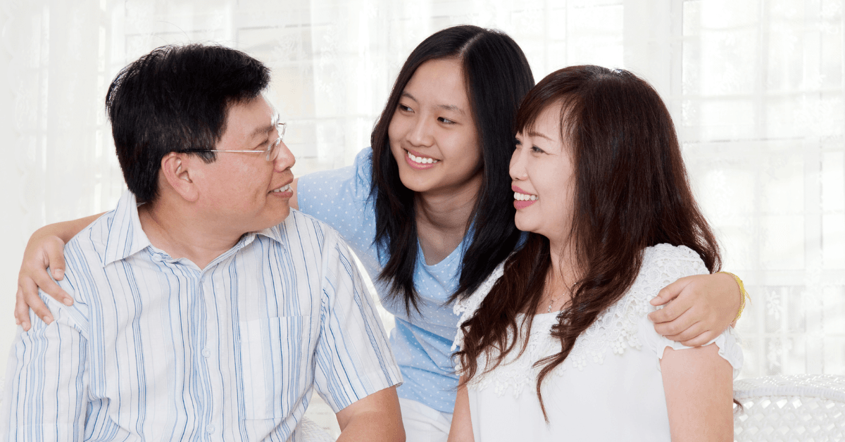 How Parents Can Support Their Child’s University Admissions Process for US and UK Unive